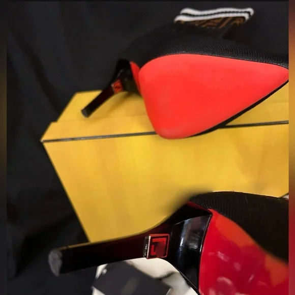 Ankle Boots - Picture 7 of 9